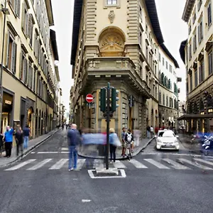 Vigna Nuova Laura , Florence Italy